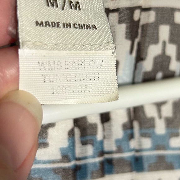 Ariat Women's Sheer V-Neck Aztec Print 3/4 Sleeve Tunic Blouse Size Medium - Picture 4 of 10